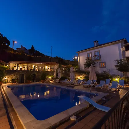 Casa De Sao Domingos Bed and breakfast