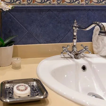 Bed & Breakfast Casa De Sao Domingos 4*