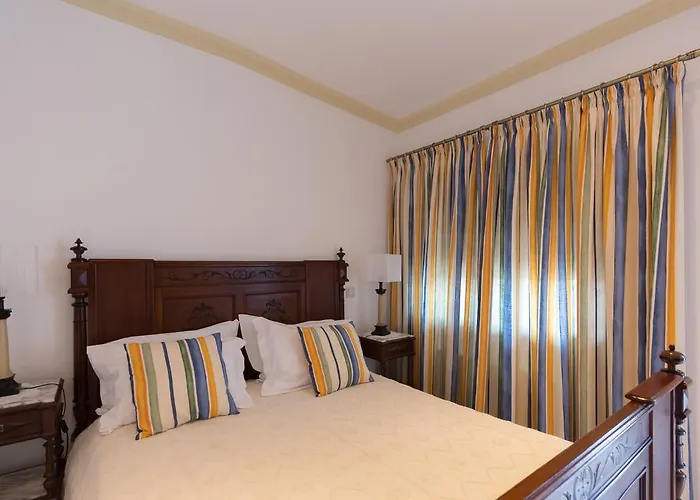 Bed & Breakfast Casa De Sao Domingos